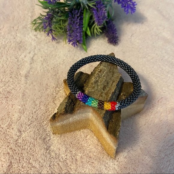 Sashka Co. black chakra glass beaded bracelet - Picture 3 of 5